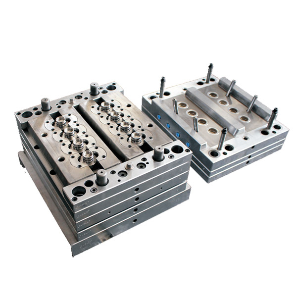 8-cavity Cold Runner Cap Mould